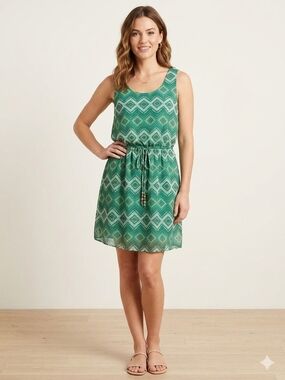 City Triangles Green Geometric Tank Dress